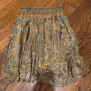 Patterned skirt